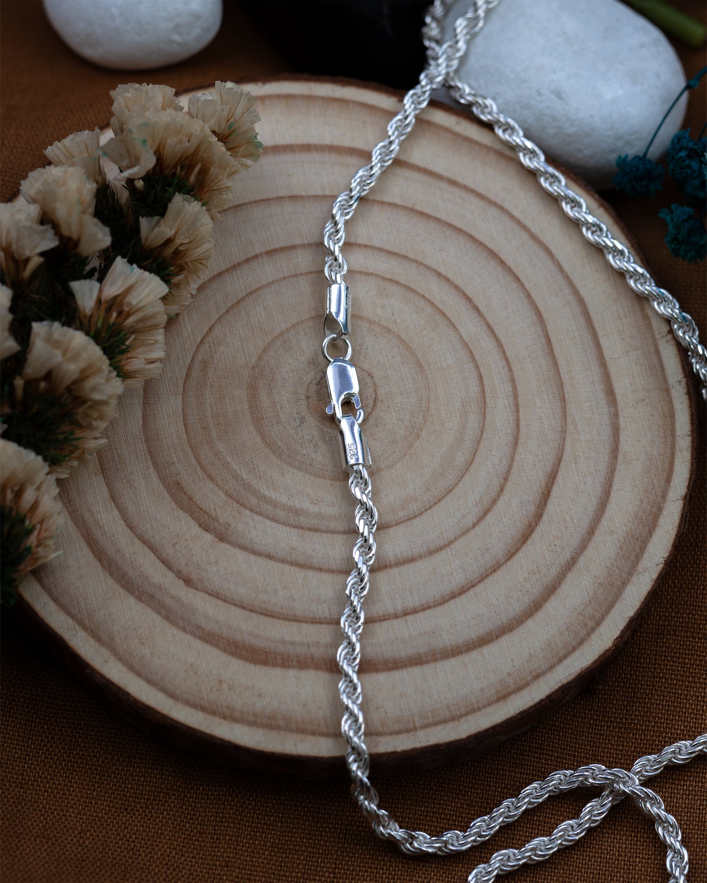 Twisted Link chain