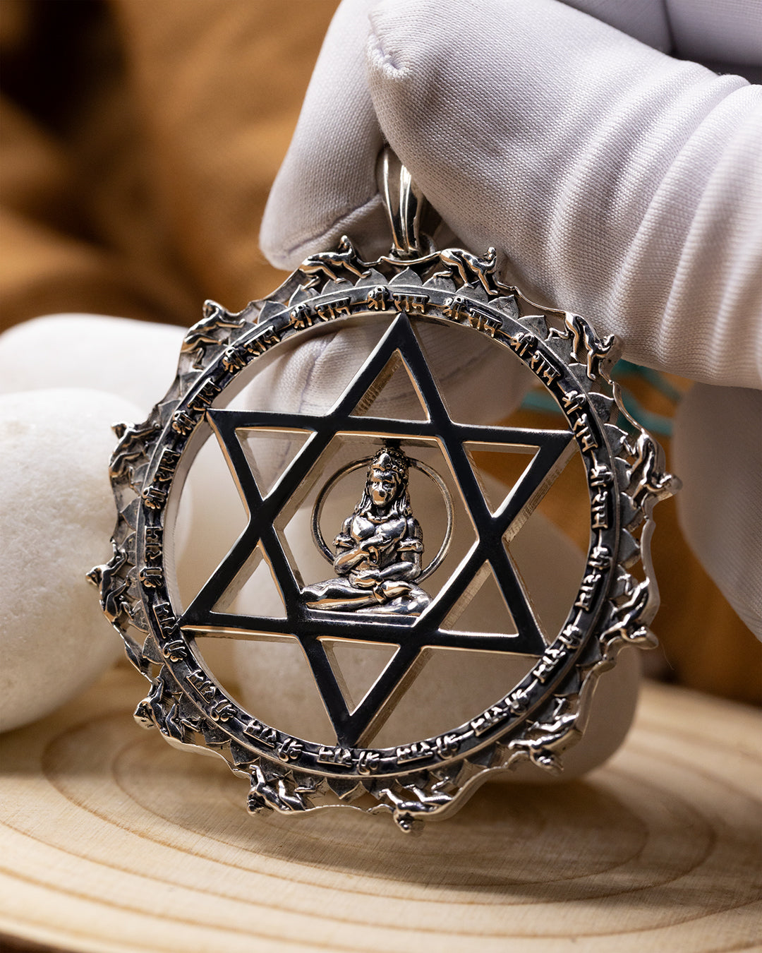 Yantrodharaka Hanuman Pendant