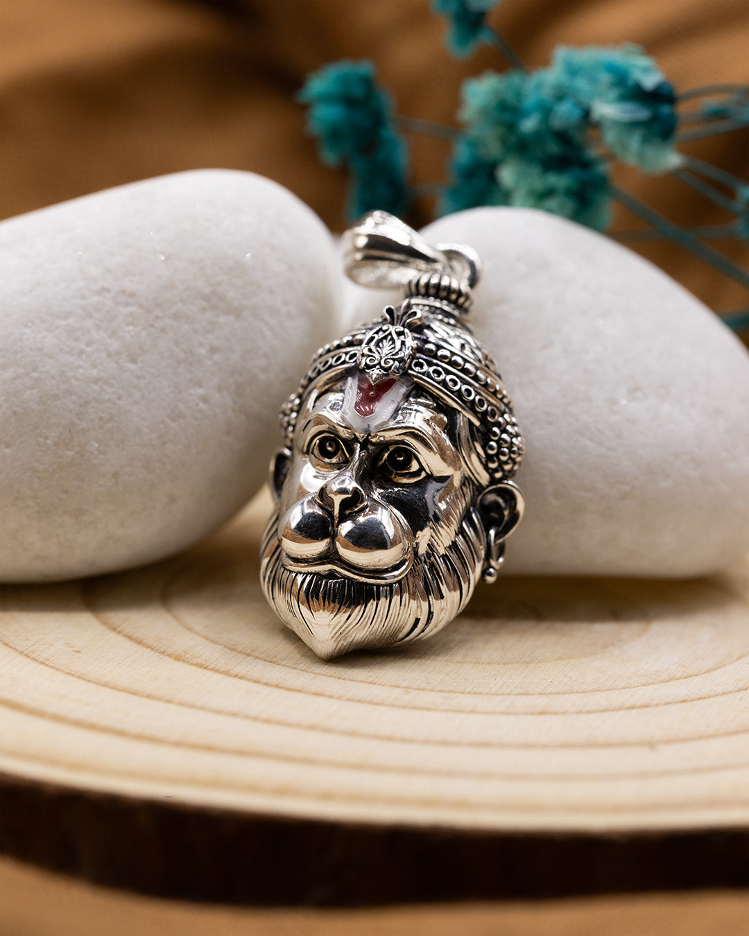Shanta Hanuman