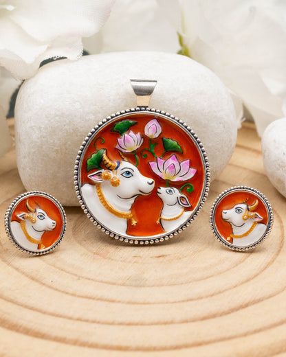 Vraj Dhenu Pendent & Earrings Set
