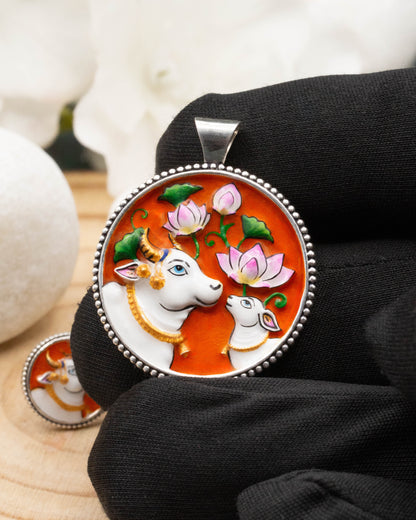 Vraj Dhenu Pendent & Earrings Set