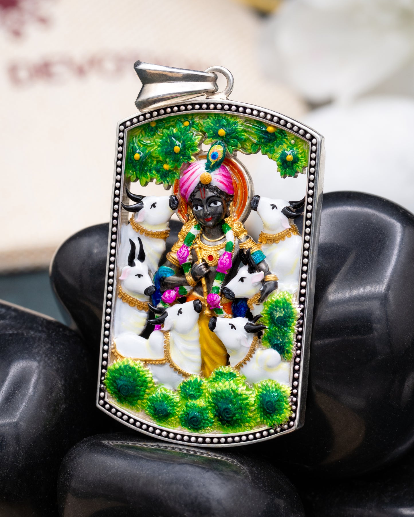 Enameled Vrindavan Gopal