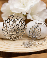 Full Bloomed Lotus set