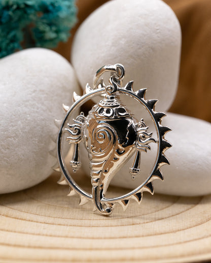 Shanka Chakra Pendant