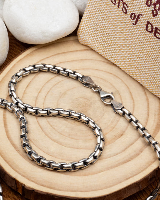 Turkish Hollow Chain